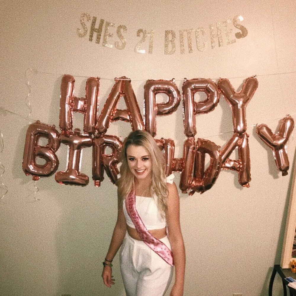 Meet your Posher, Sophie